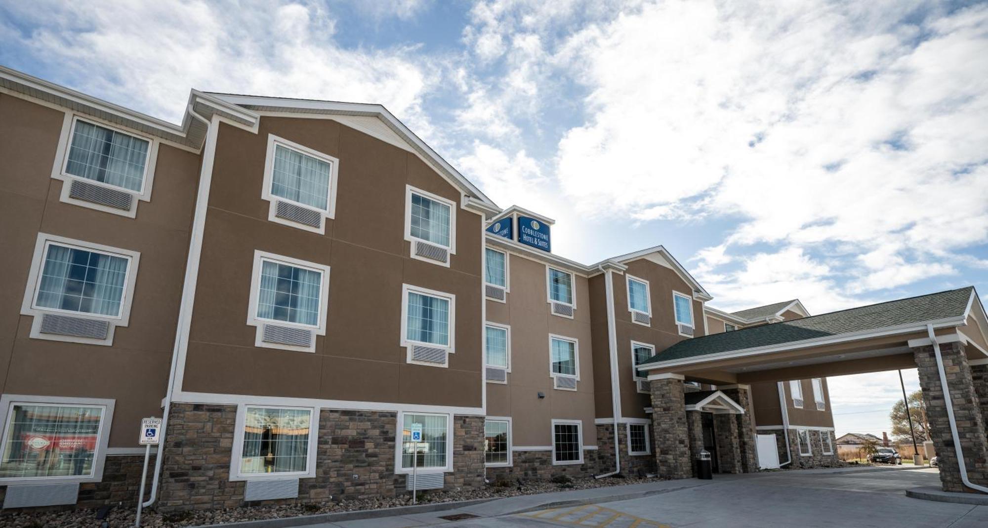 Cobblestone Hotel & Suites - Lamar Exterior foto